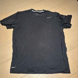 NIKE Men’s Dry Fit Short Sleeve T Shirt (Black)